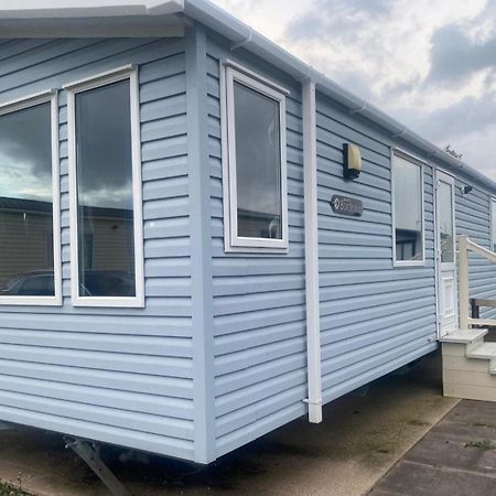Lyons Robin Hood Caravan Rhyl Sbw 26 Extérieur photo
